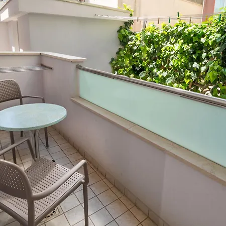 Residence Marzia Rimini Exterior photo
